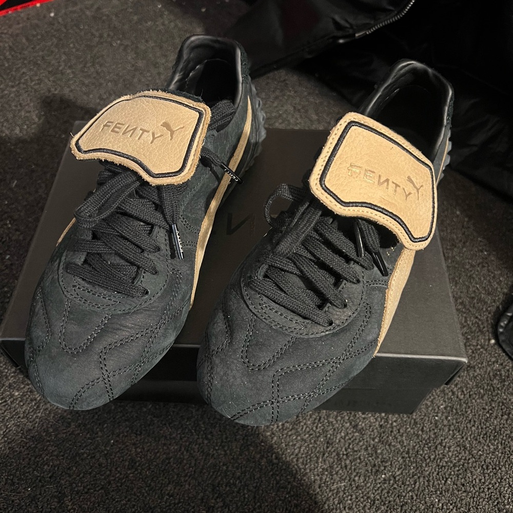 Fenty x PUMA Avanti Ls Black and Tan Sneakers